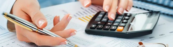 Бухгалтер за работой