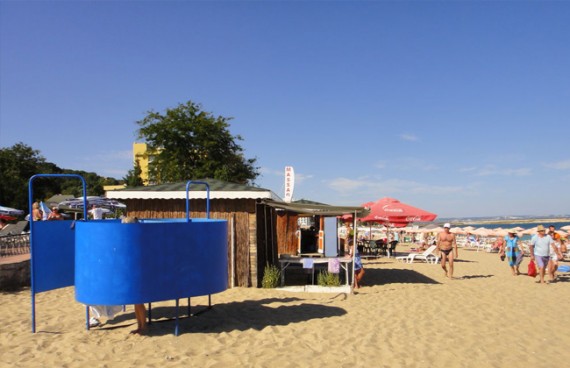 раздевалка на пляже