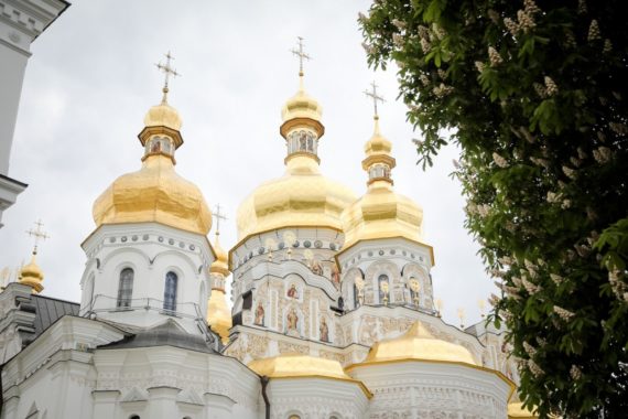 Украину ждет битва православных церквей