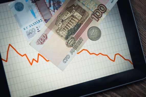 прогнозы о девальвации рубля