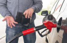 Почему в россии дорогой бензин при дешевой нефти