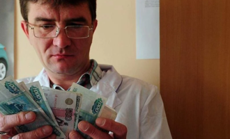 Зарплата медикам в 2021 году в России